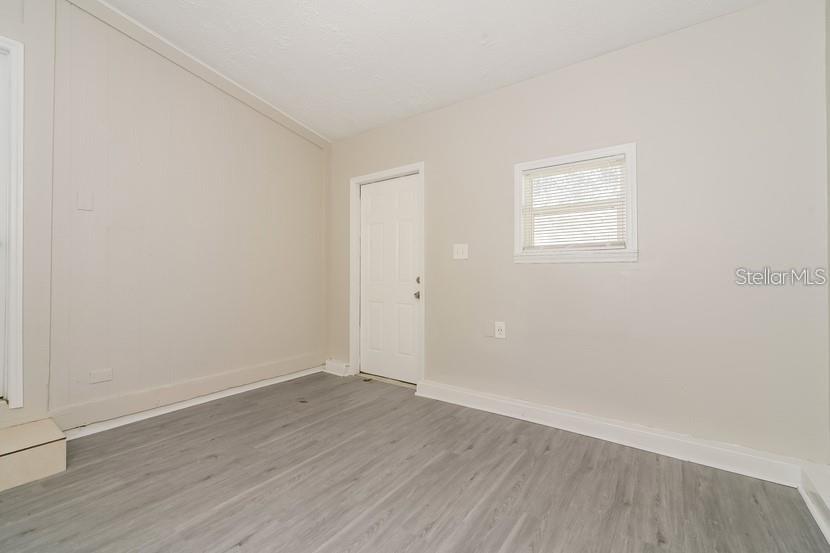 559 Martin Place Blvd Property Photo 14