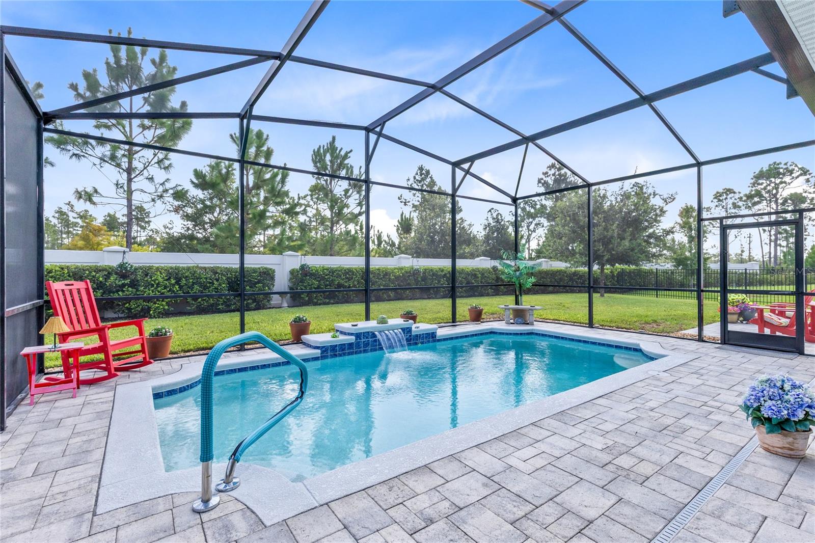 2865 Cherry Blossom Loop Property Photo 3