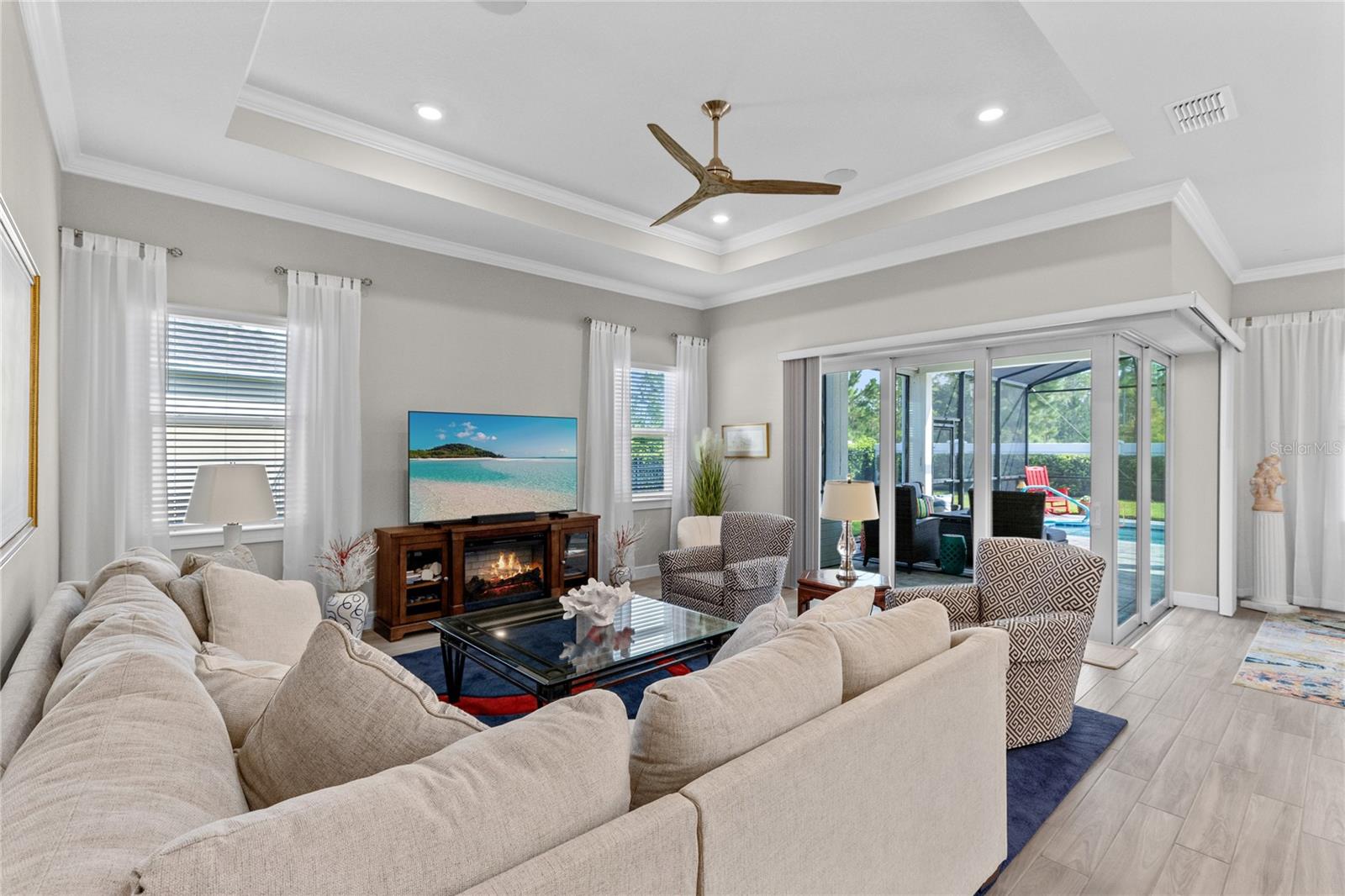 2865 Cherry Blossom Loop Property Photo 12
