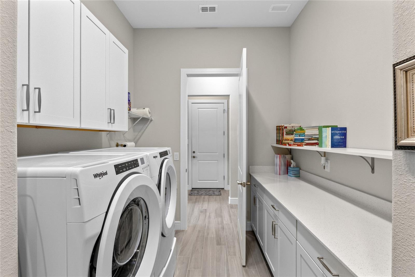 2865 Cherry Blossom Loop Property Photo 25