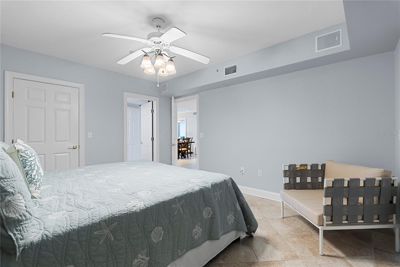 3315 S Atlantic Ave #1806 Property Photo 12