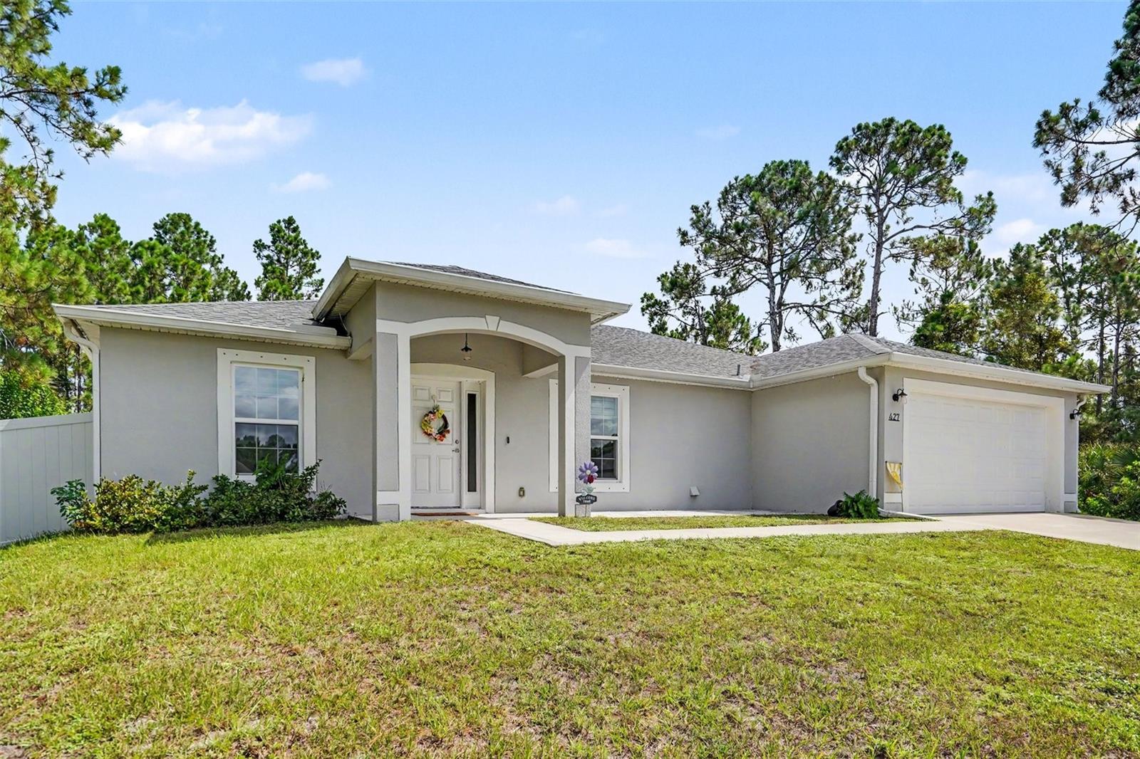 427 Se Flagler Rd Property Photo 1