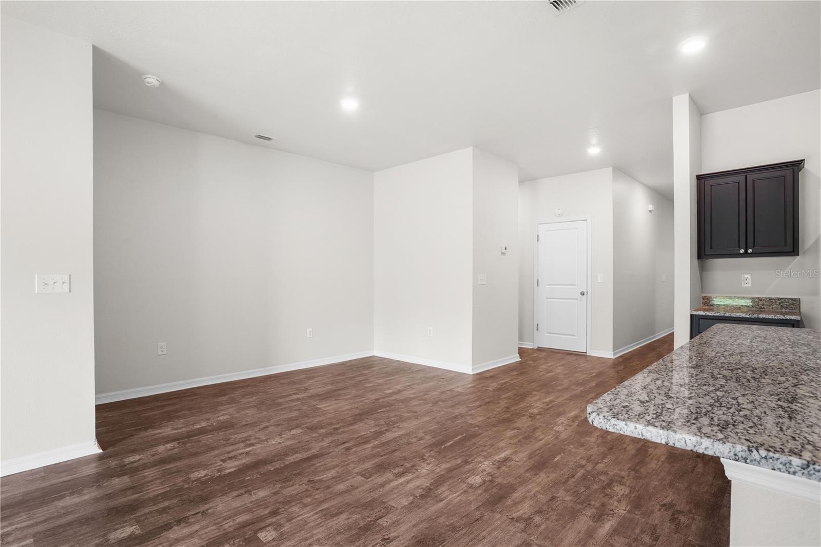 3004 Neverland Dr Property Photo 13