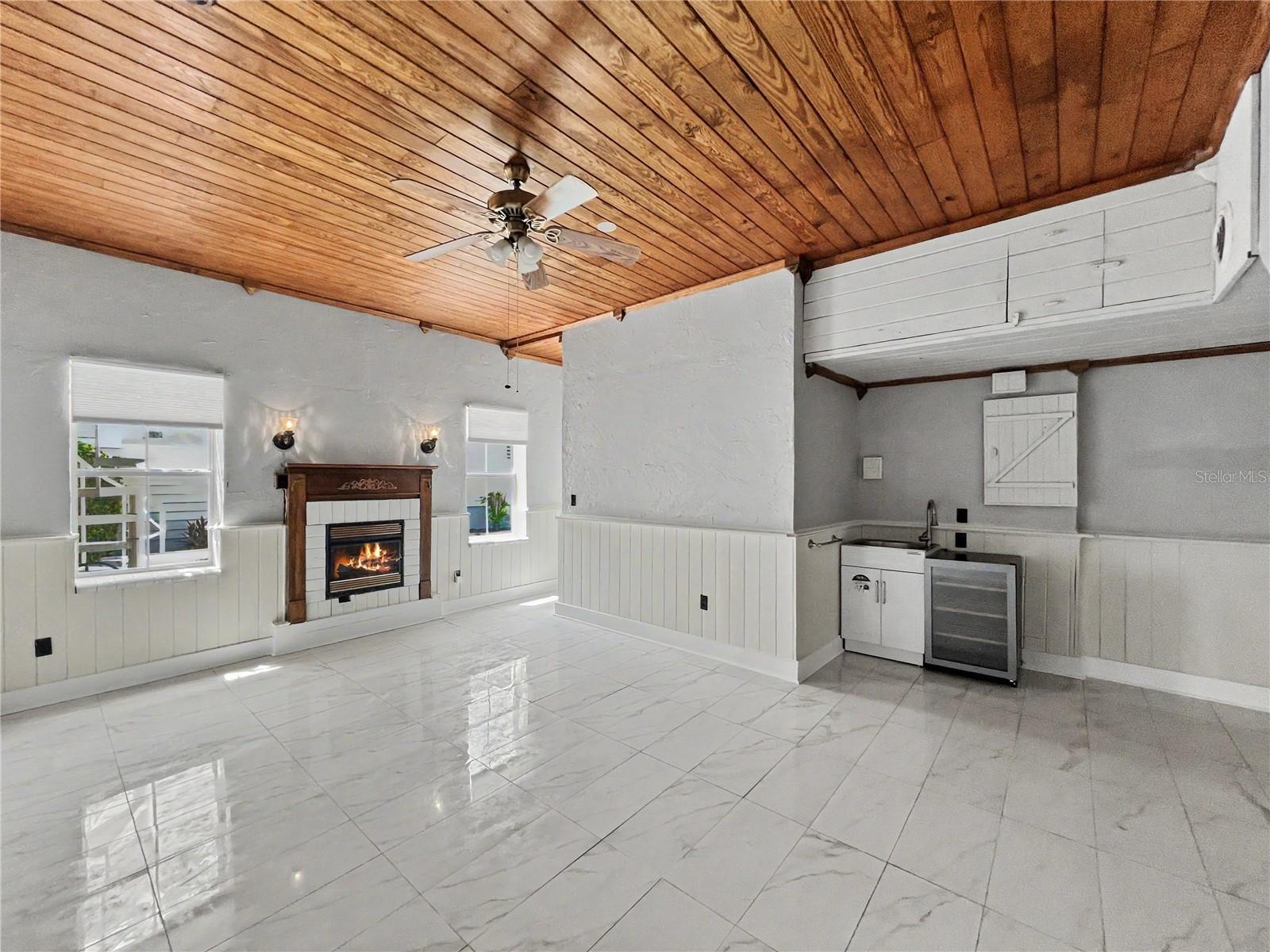 205 N Village St Property Photo 48