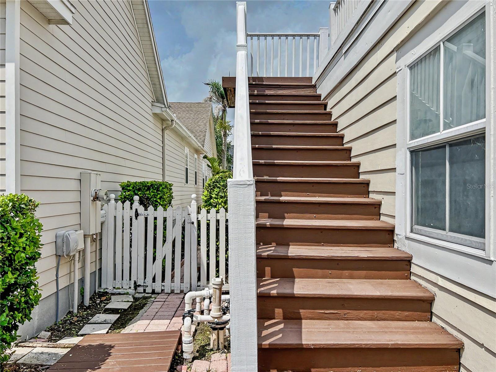 205 N Village St Property Photo 52