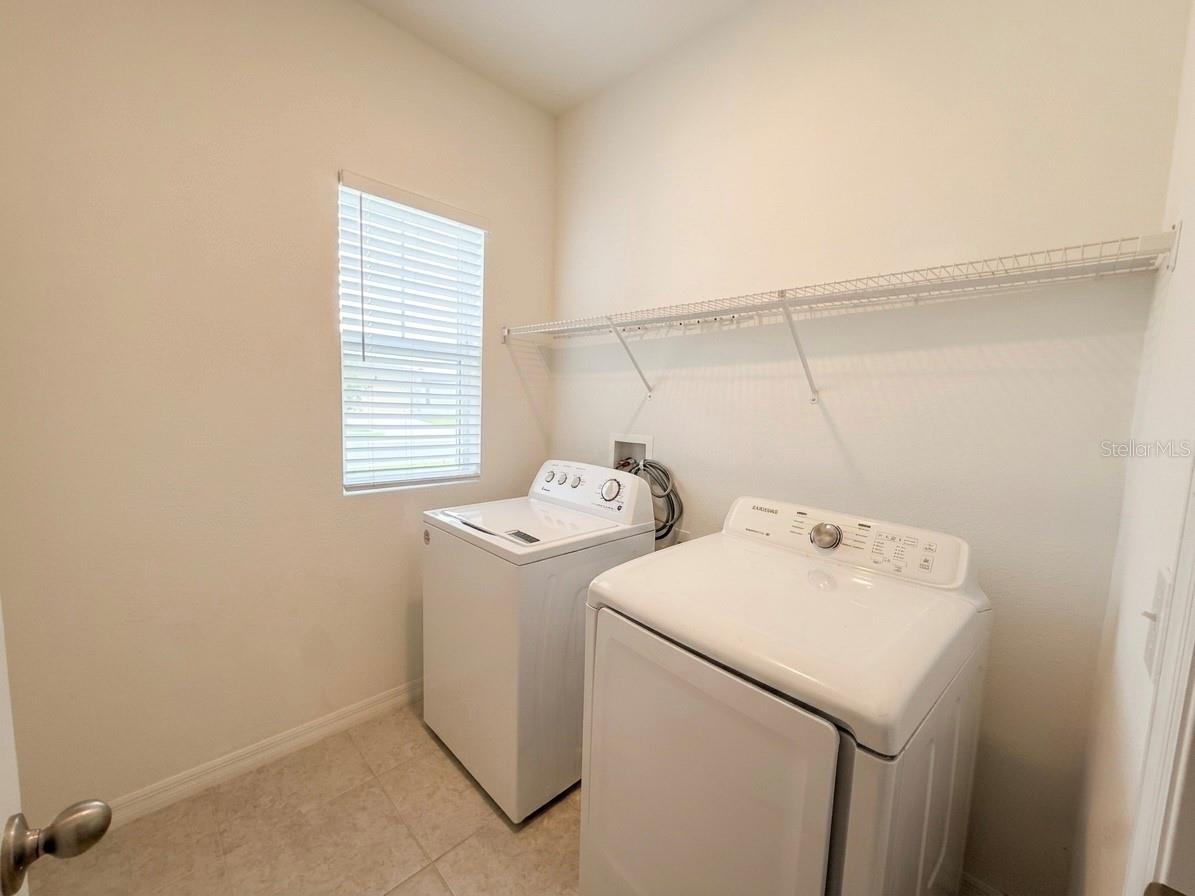 5853 Bullock Pl Property Photo 8