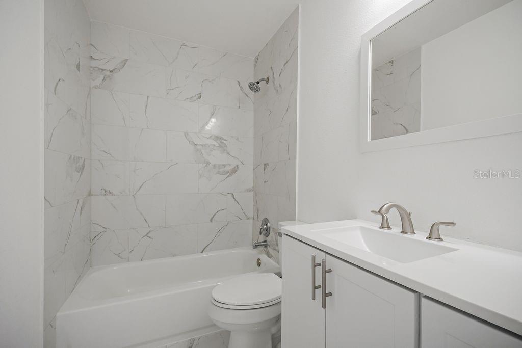 401 Woodview Dr Property Photo 49