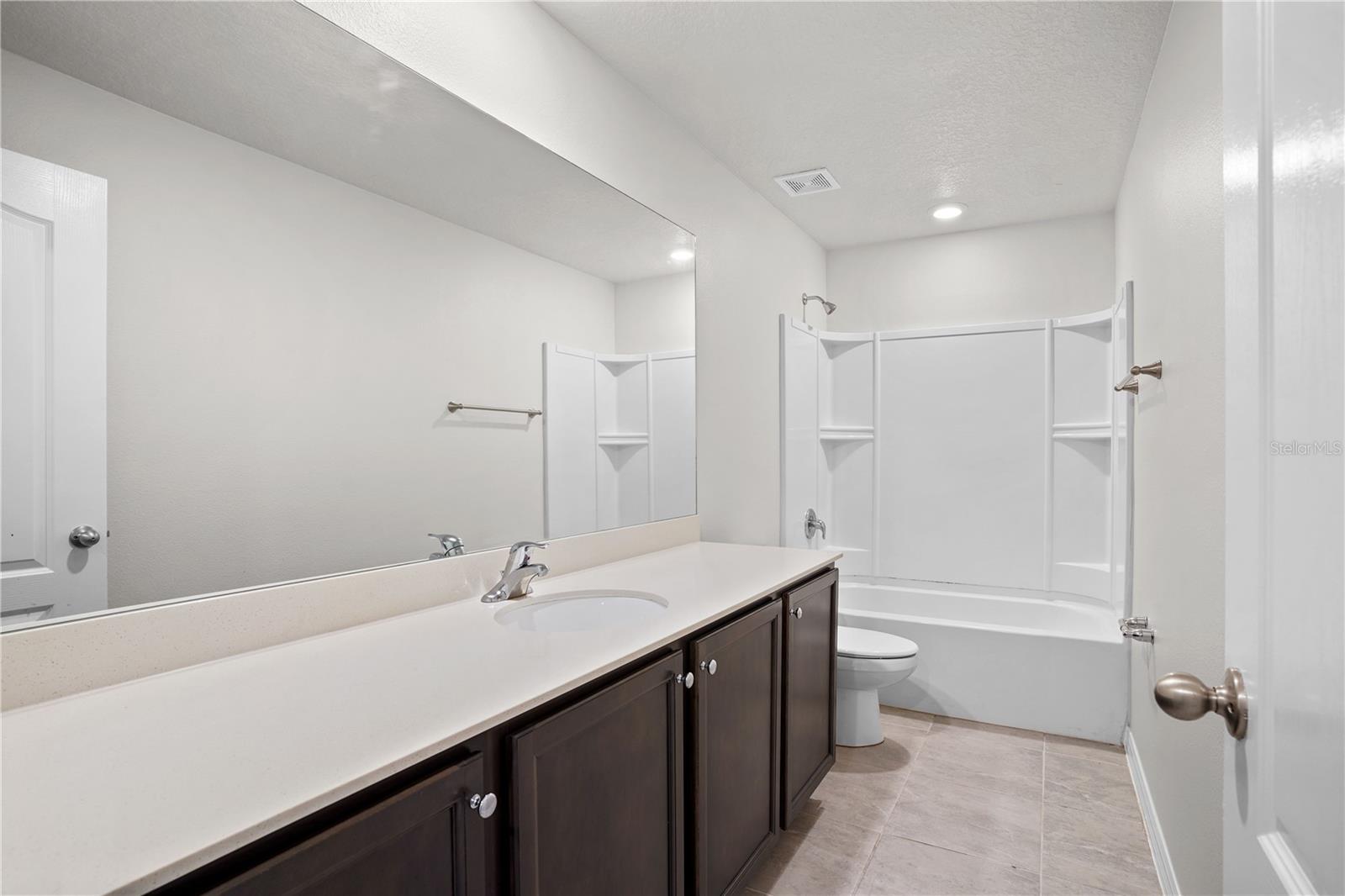 123 Violet Ct Property Photo 24