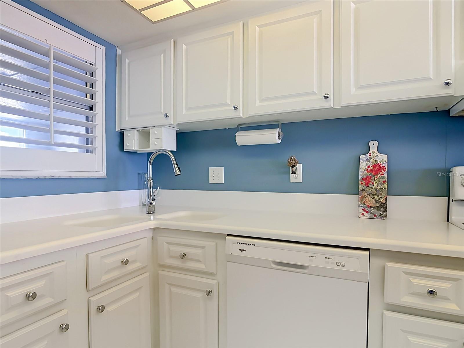 1051 Ocean Shore Blvd #304 Property Photo 34
