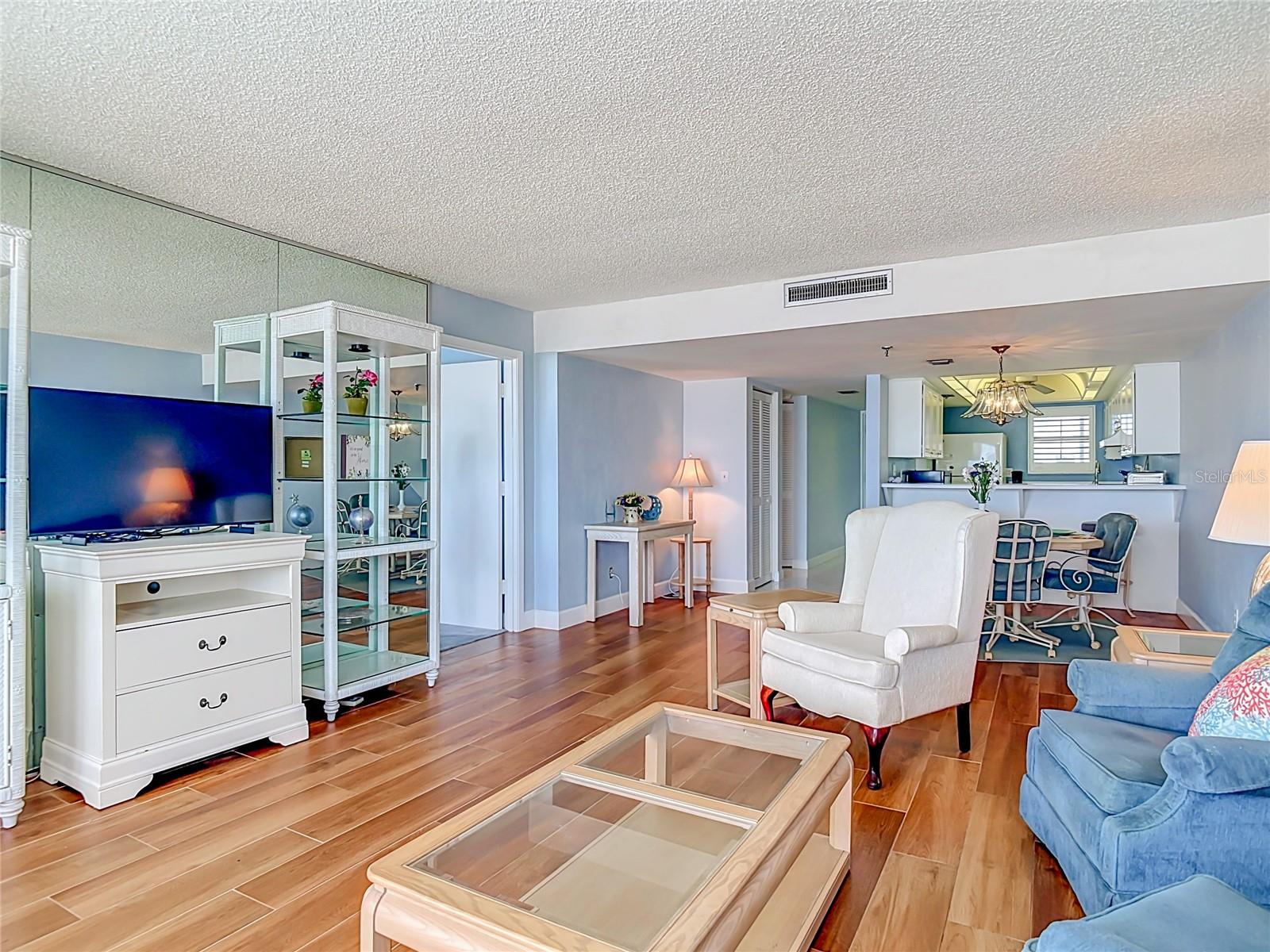 1051 Ocean Shore Blvd #304 Property Photo 42