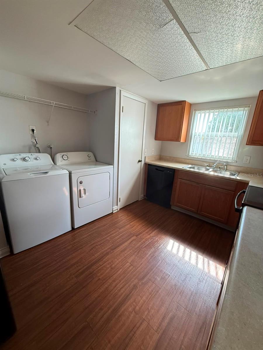 2400 Barley Club Ct #3 Property Photo 8