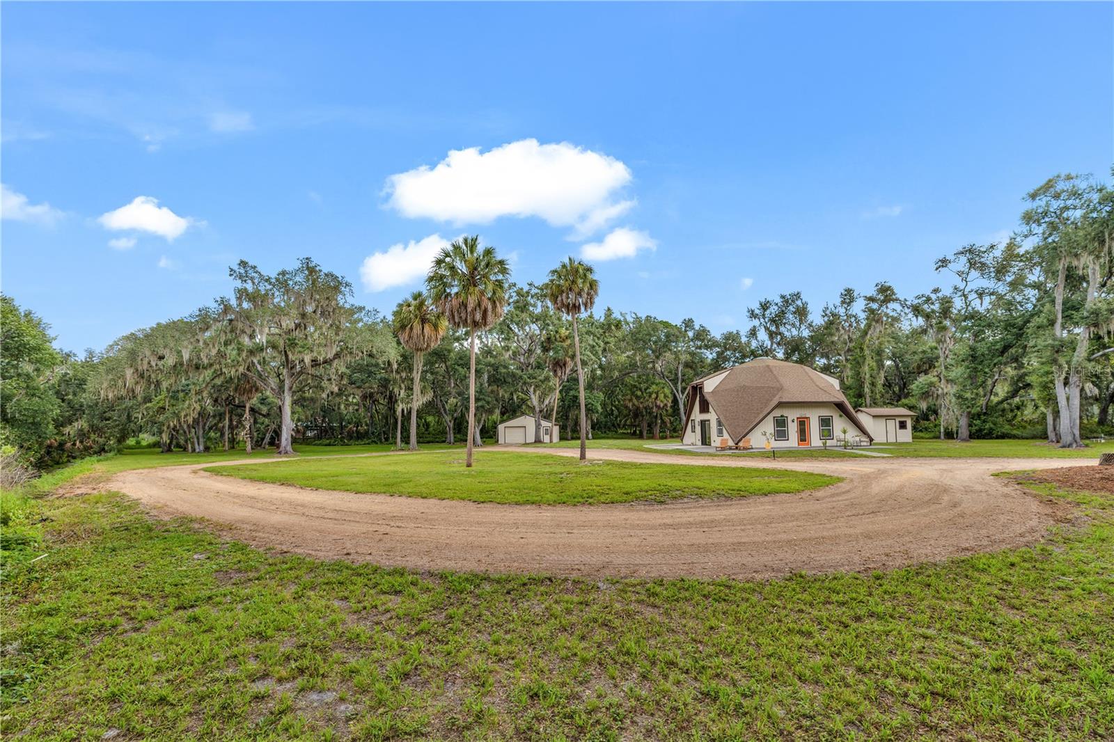 1213 Butch Cassidy Trl Property Photo 2