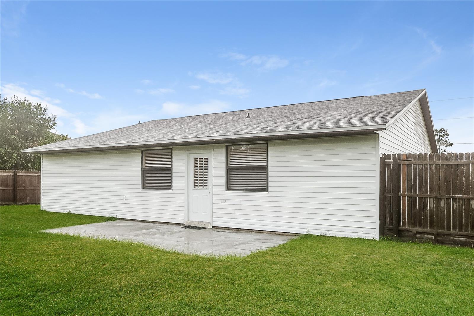 O6429619 Property Photo 15