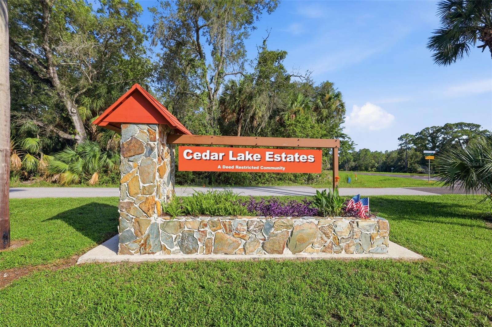 11100 W Cedar Lake Dr Property Photo 2