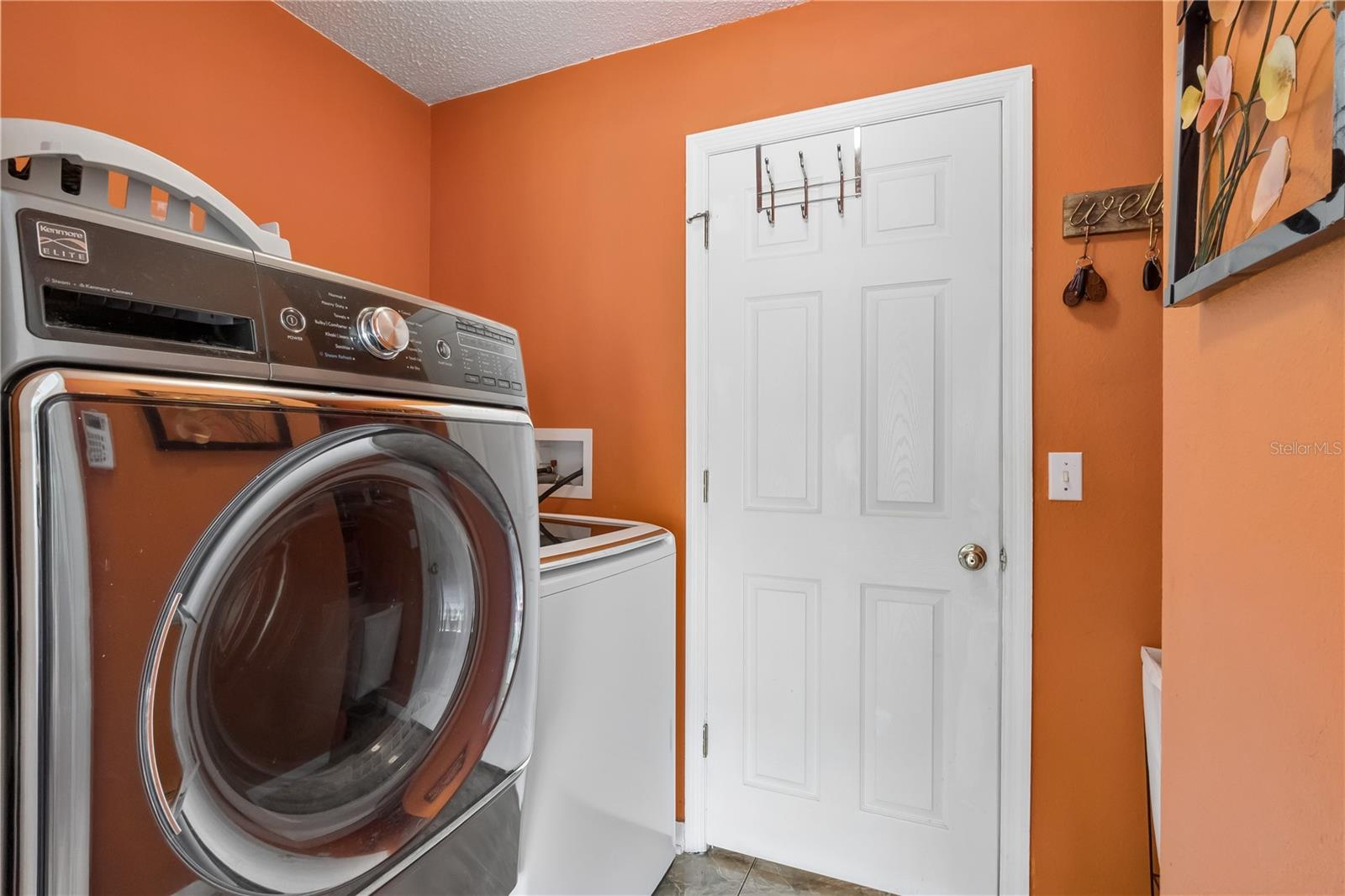 10354 Laxton St Property Photo 19