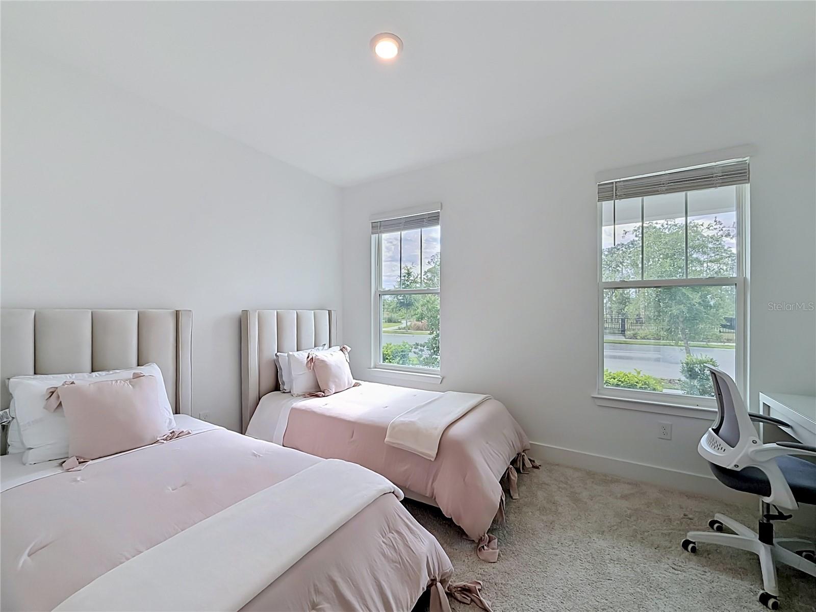 13568 Autumn Harvest Ave Property Photo 15