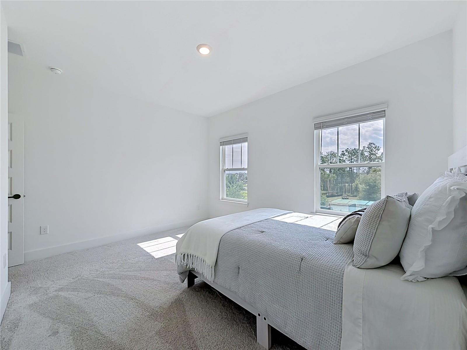 13568 Autumn Harvest Ave Property Photo 31