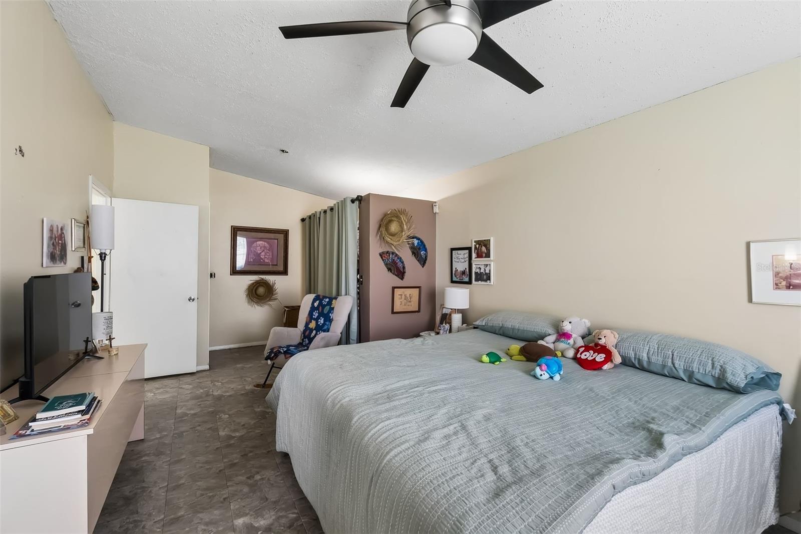120 Milta Ln Property Photo 8