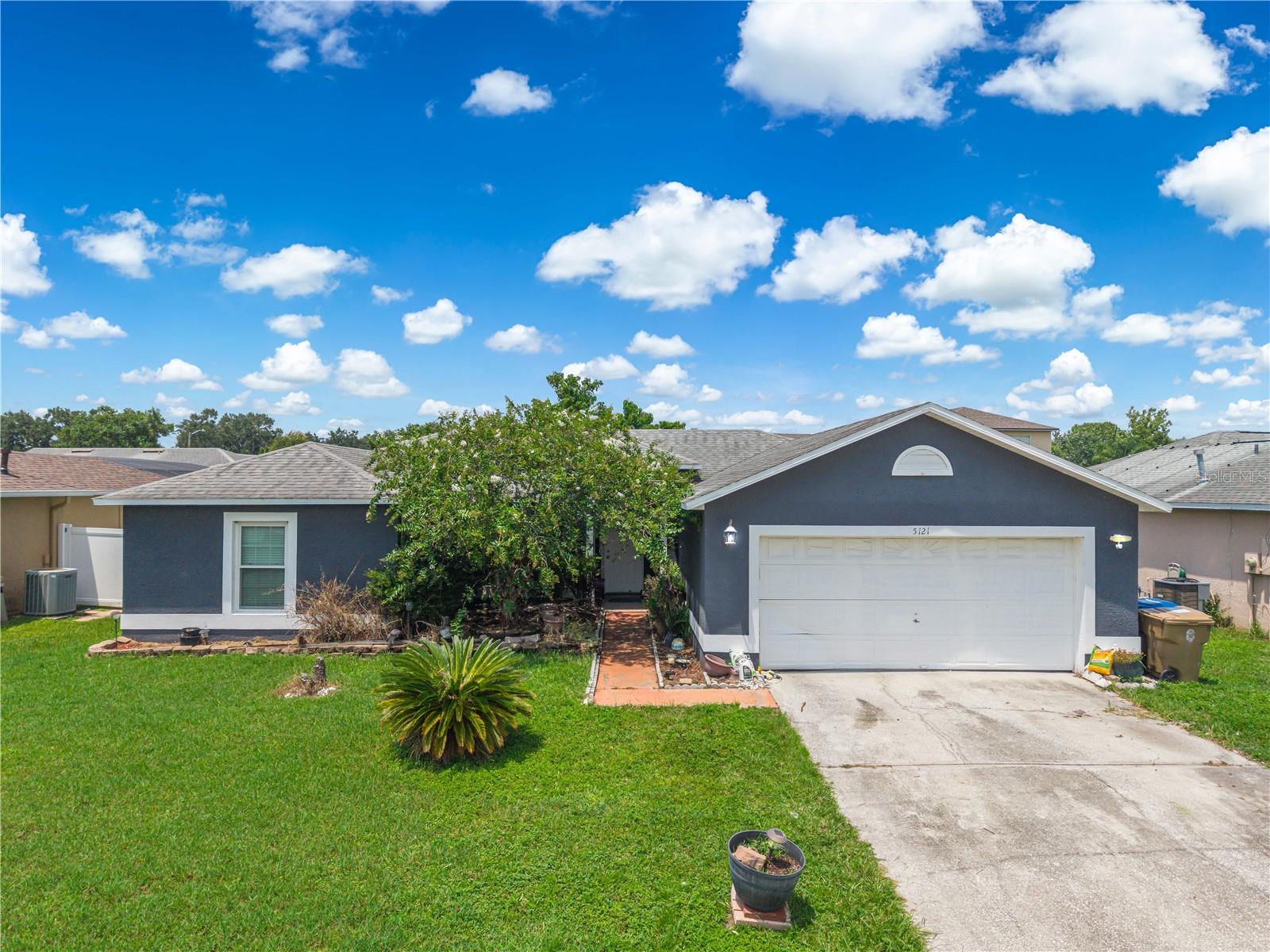 5121 Heatherstone Ct Property Photo 1