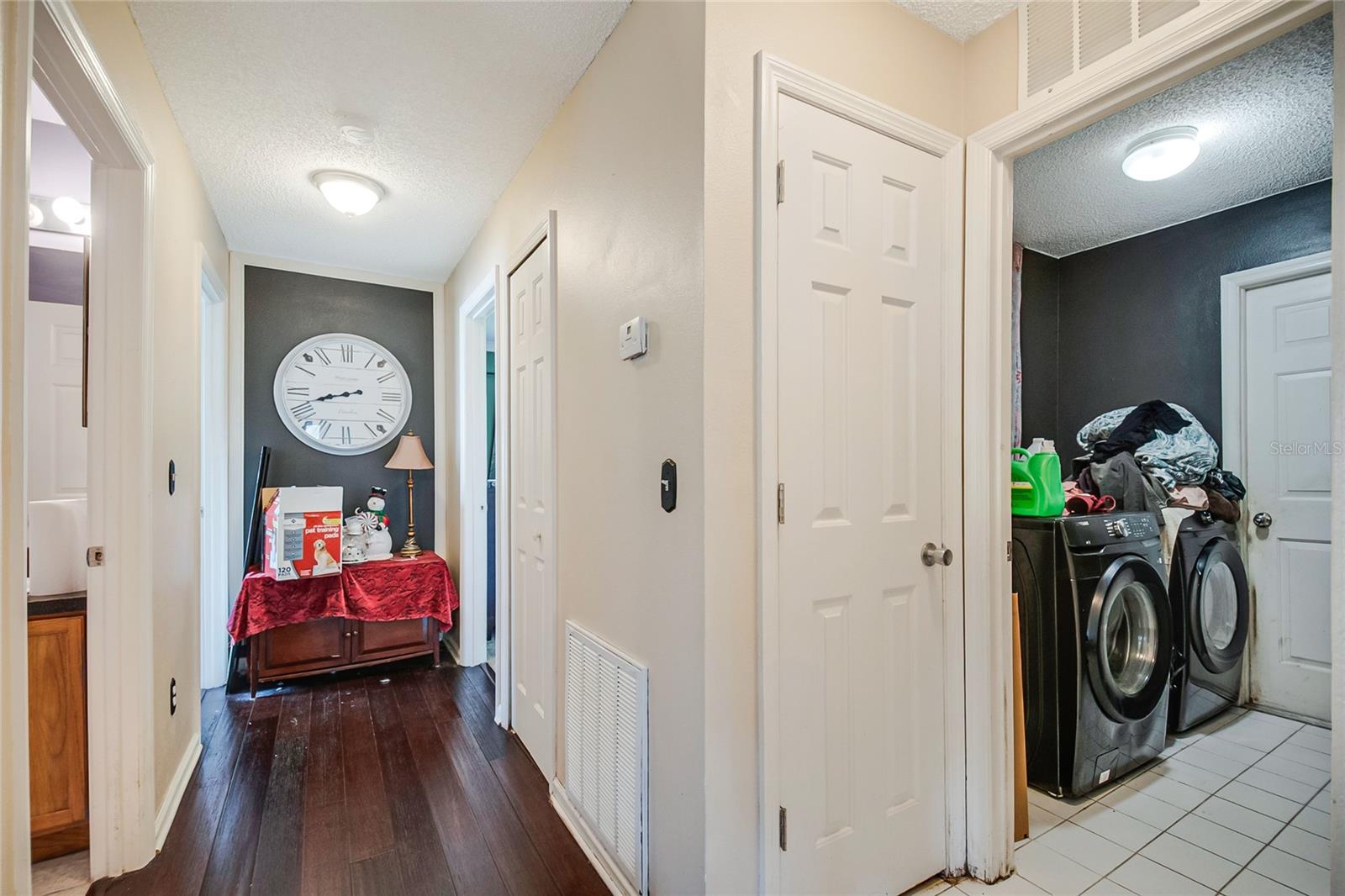 5121 Heatherstone Ct Property Photo 23