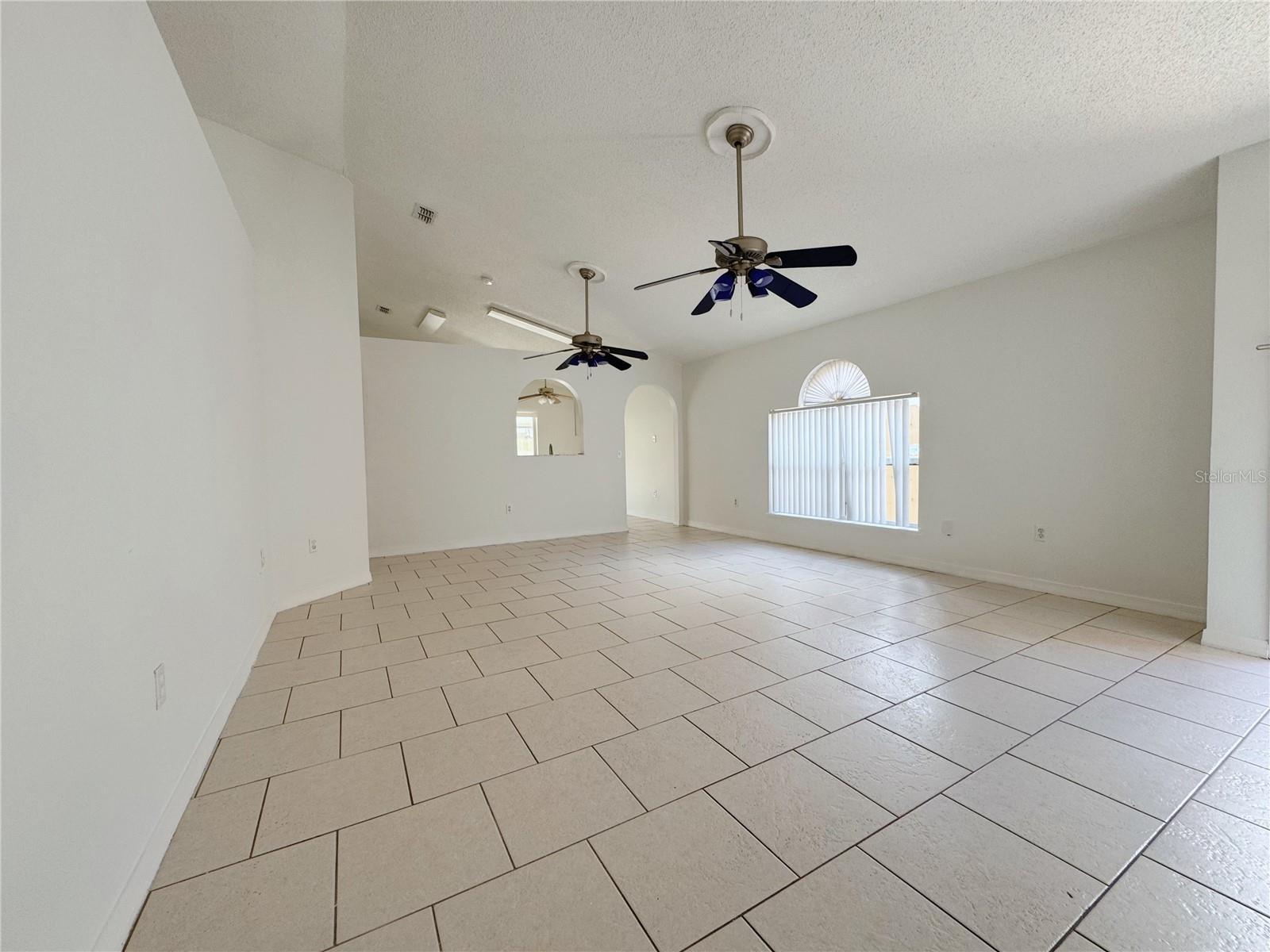 6867 Belmar Dr Property Photo 5