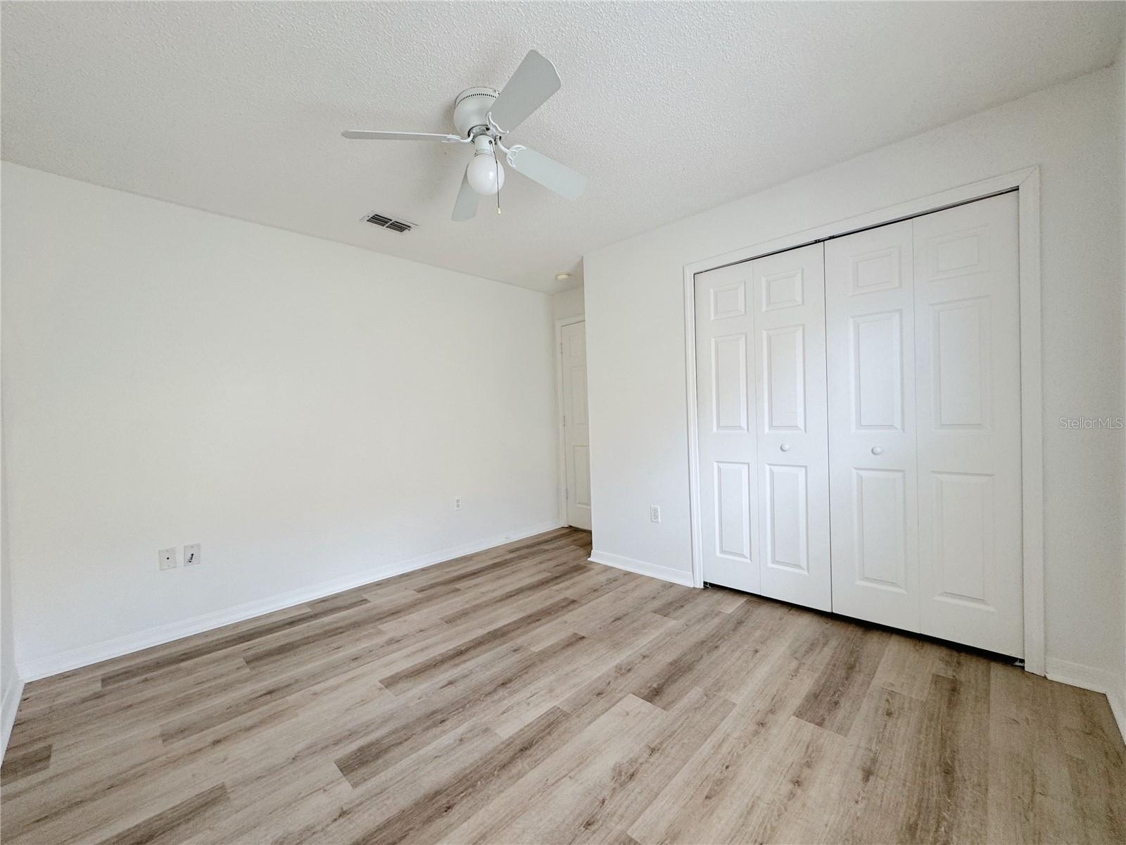 6867 Belmar Dr Property Photo 13