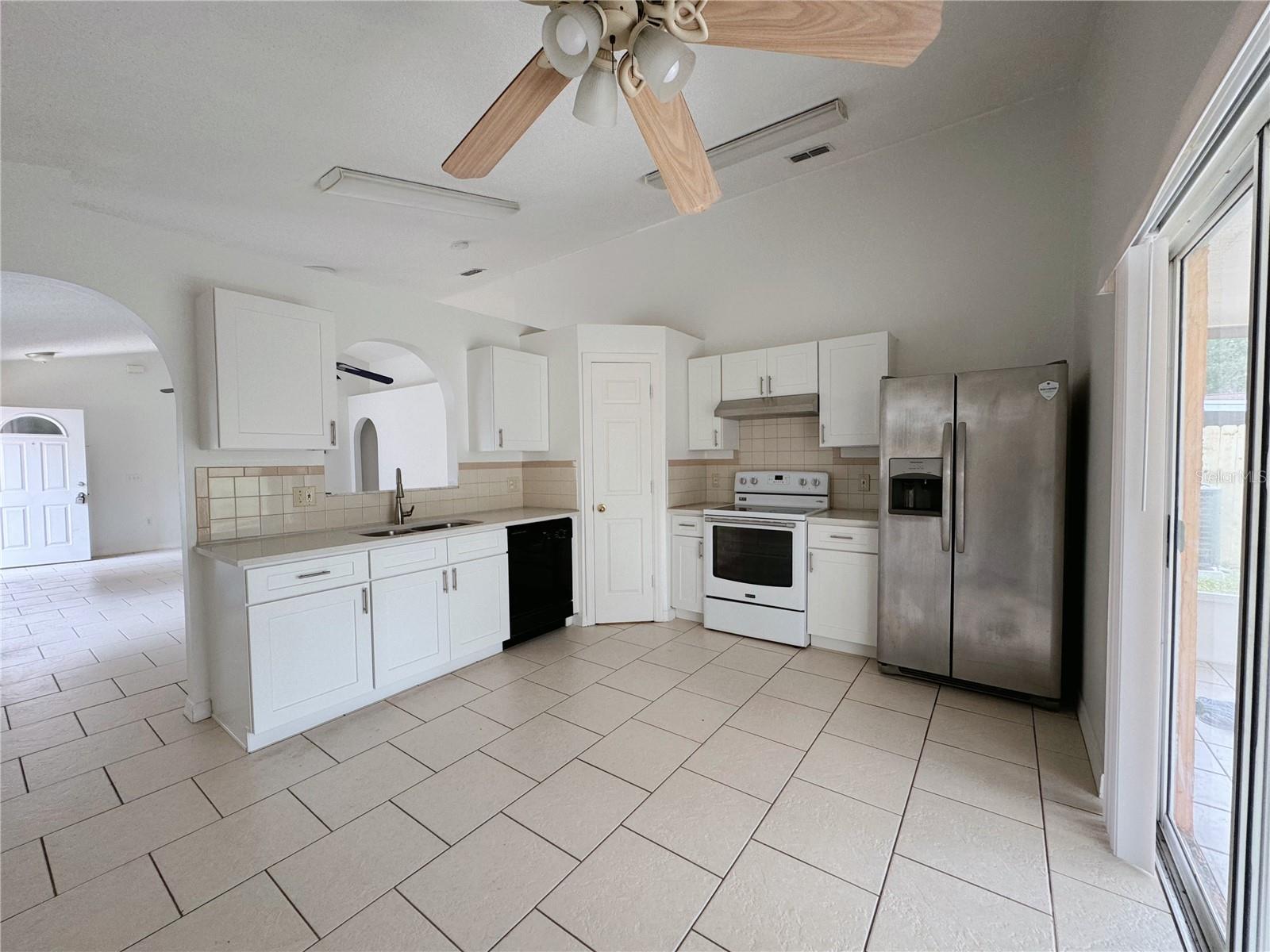 6867 Belmar Dr Property Photo 15