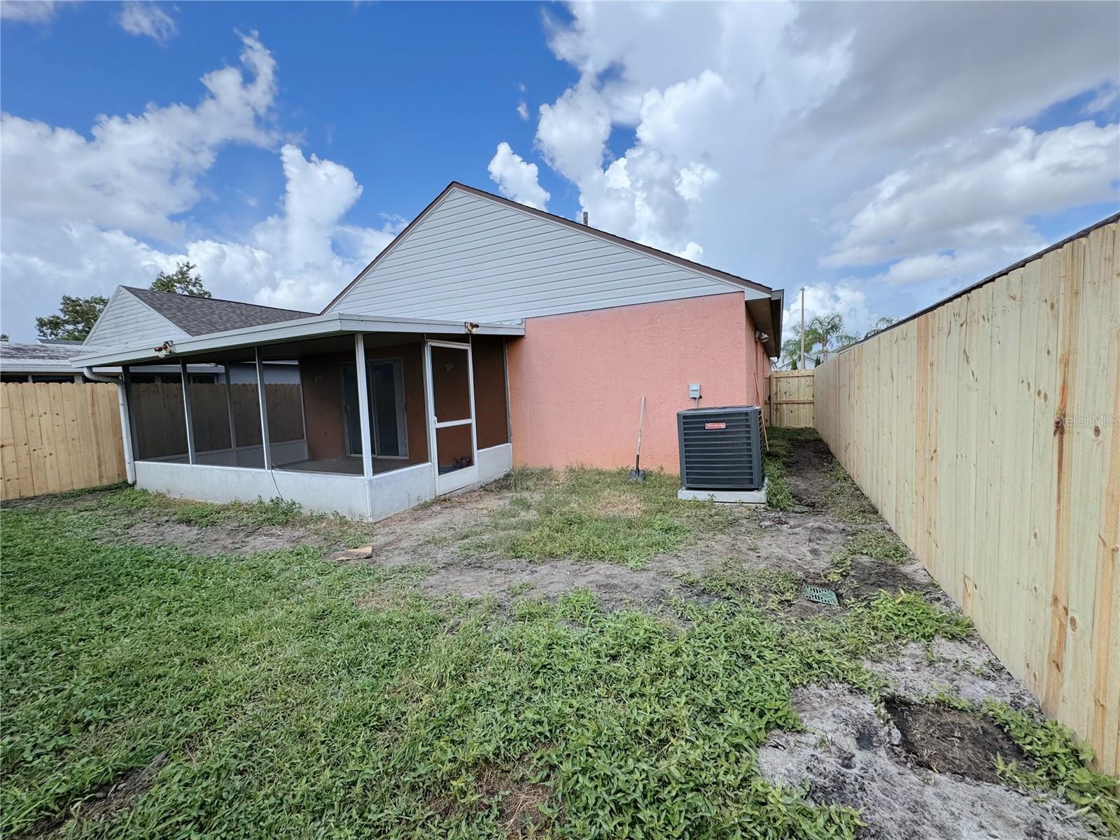 6867 Belmar Dr Property Photo 27
