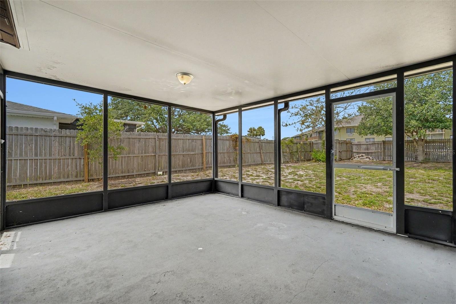 7021 Landover Blvd Property Photo 10