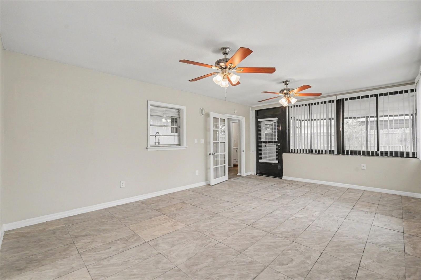 7021 Landover Blvd Property Photo 16