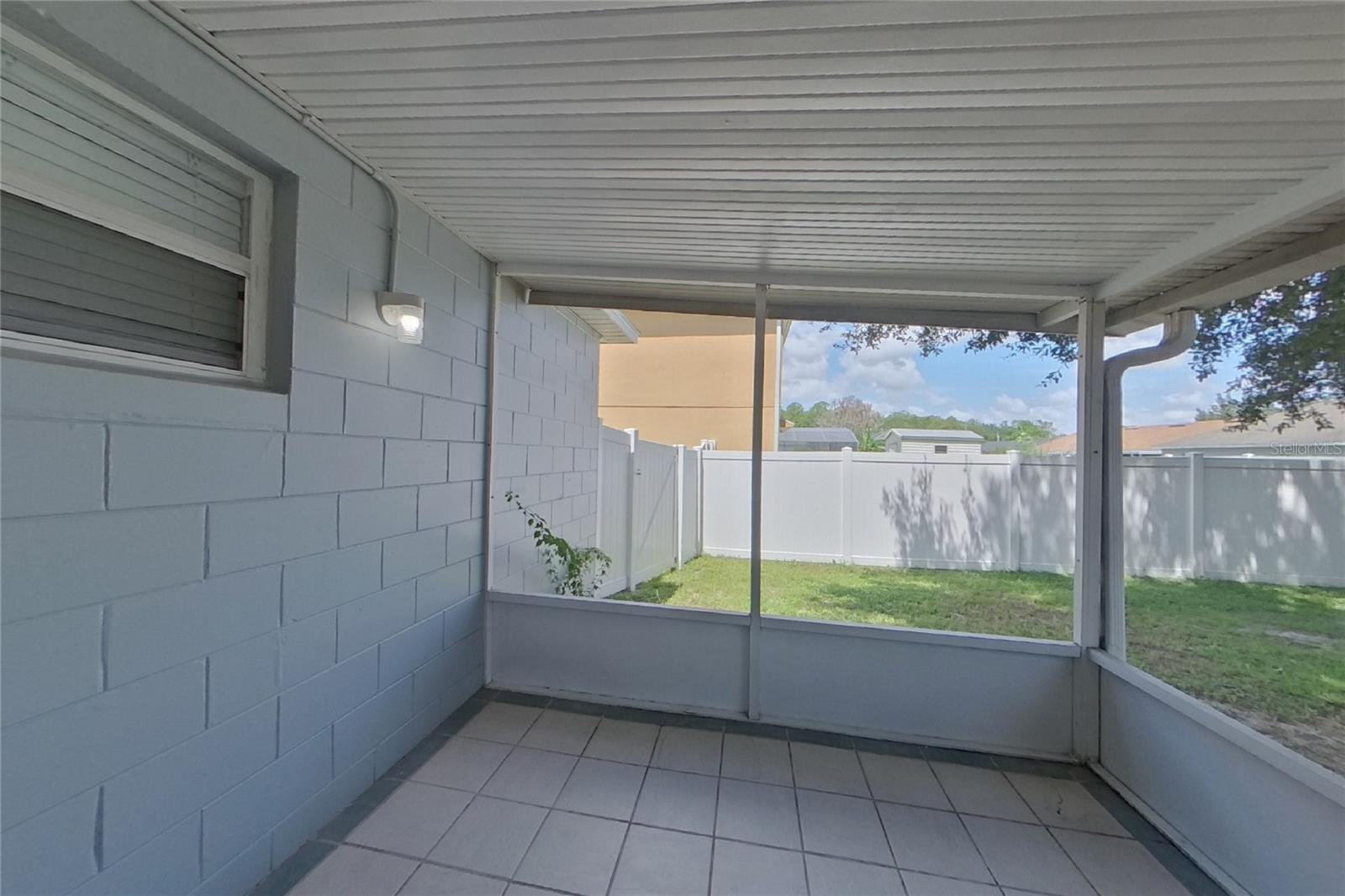 O6429712 Property Photo 20
