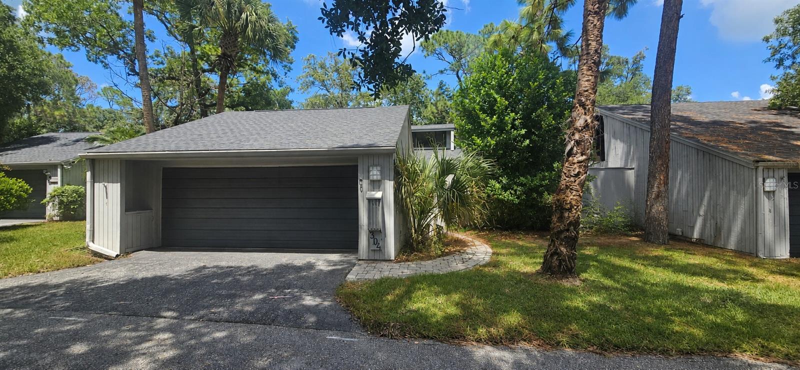 304 Fox Squirrel Ln Property Photo 2