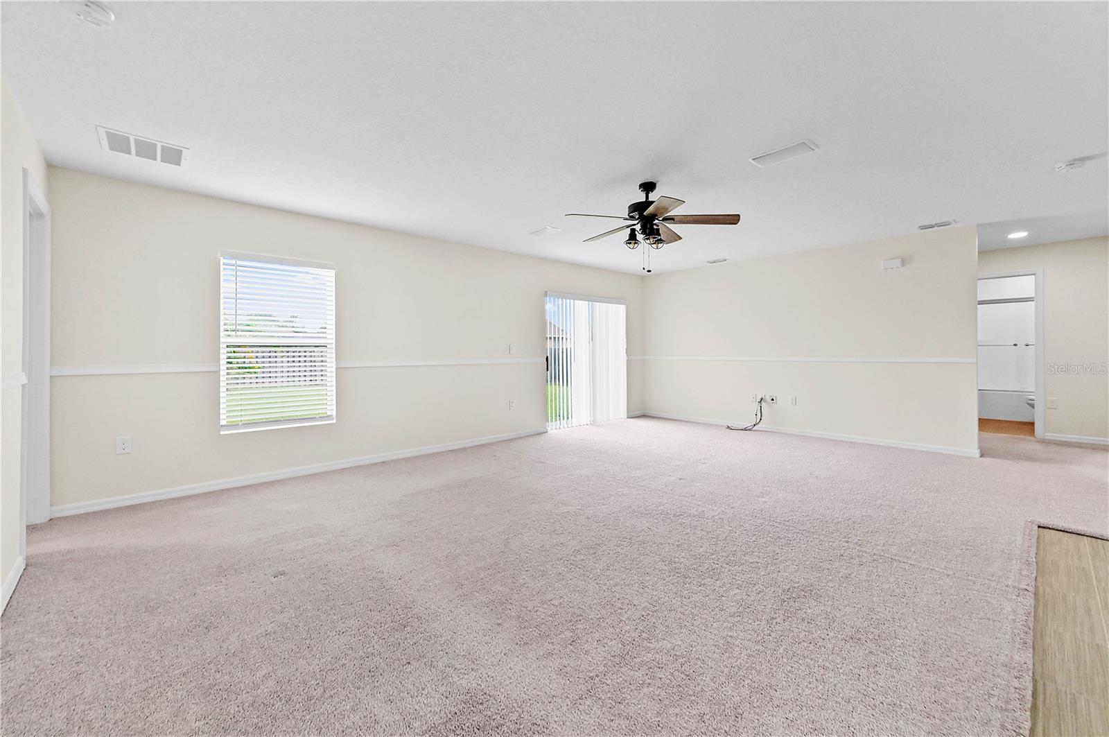 361 Sw Thornhill Dr Property Photo 6
