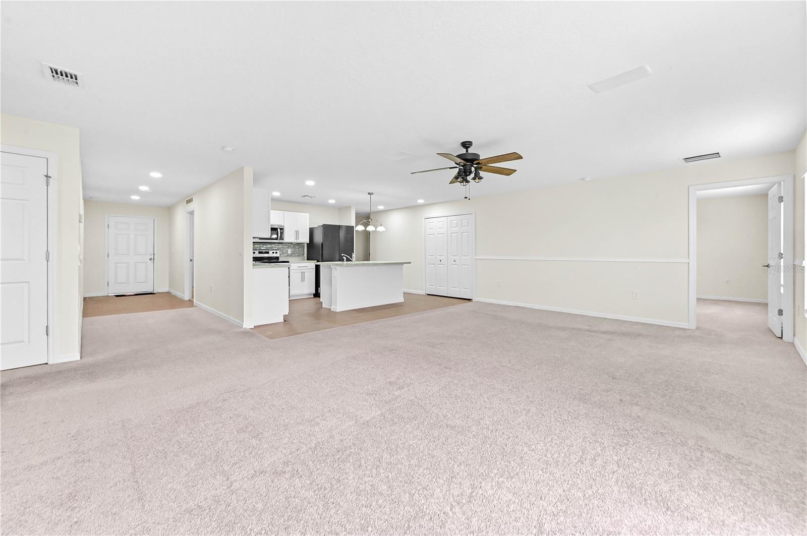 361 Sw Thornhill Dr Property Photo 8