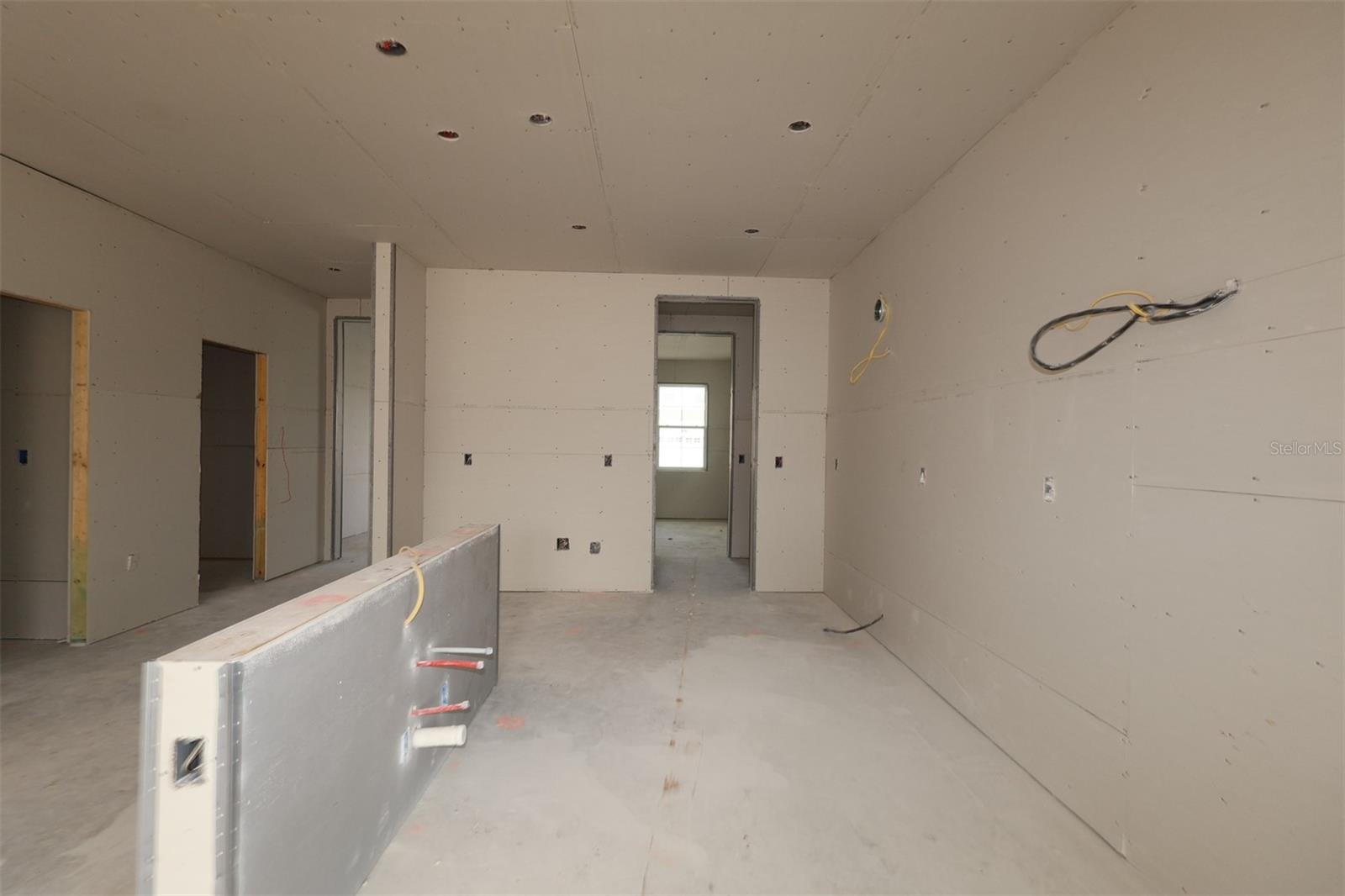 833 River Stone Trl Property Photo 3