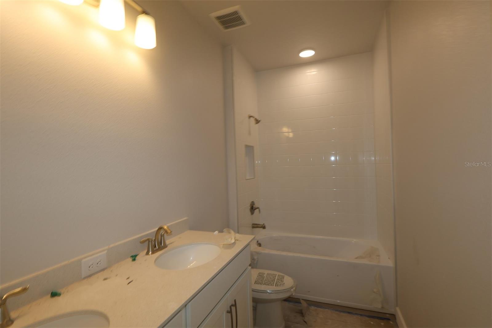 833 River Stone Trl Property Photo 11