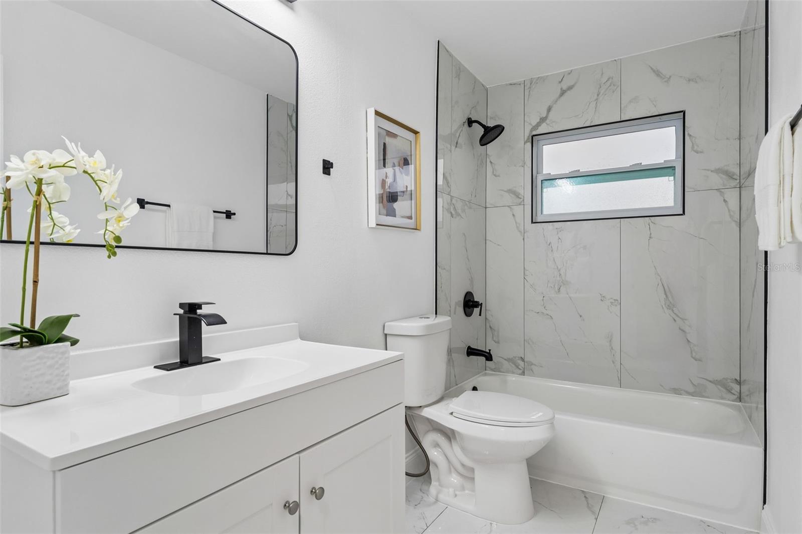 996 Sarazen Dr Property Photo 17