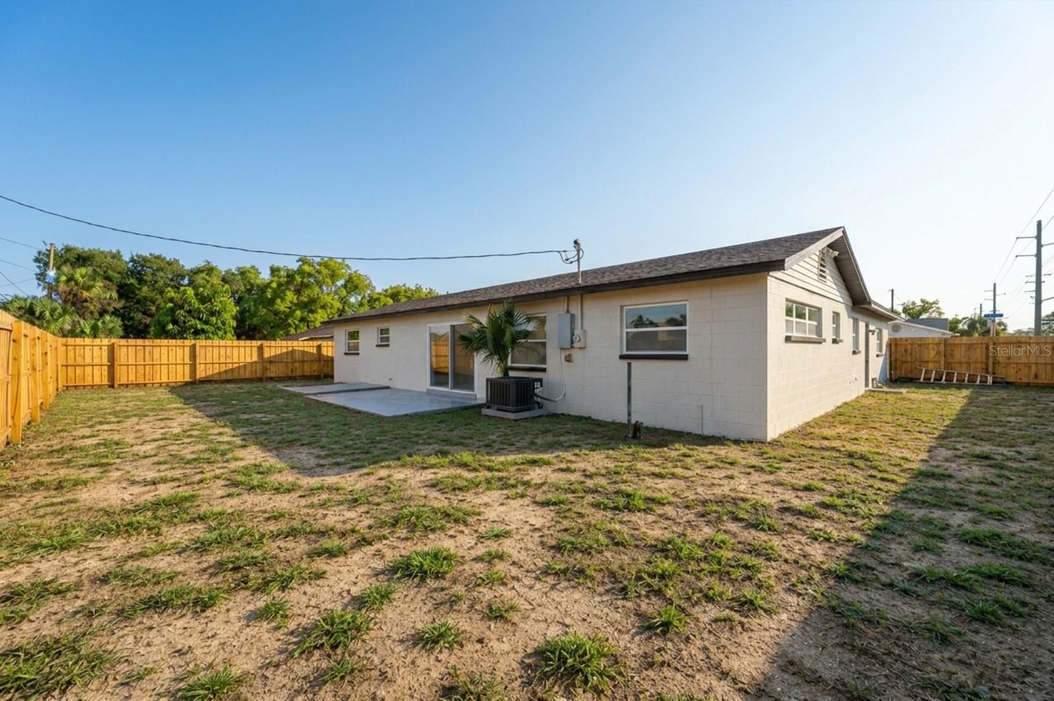 996 Sarazen Dr Property Photo 19