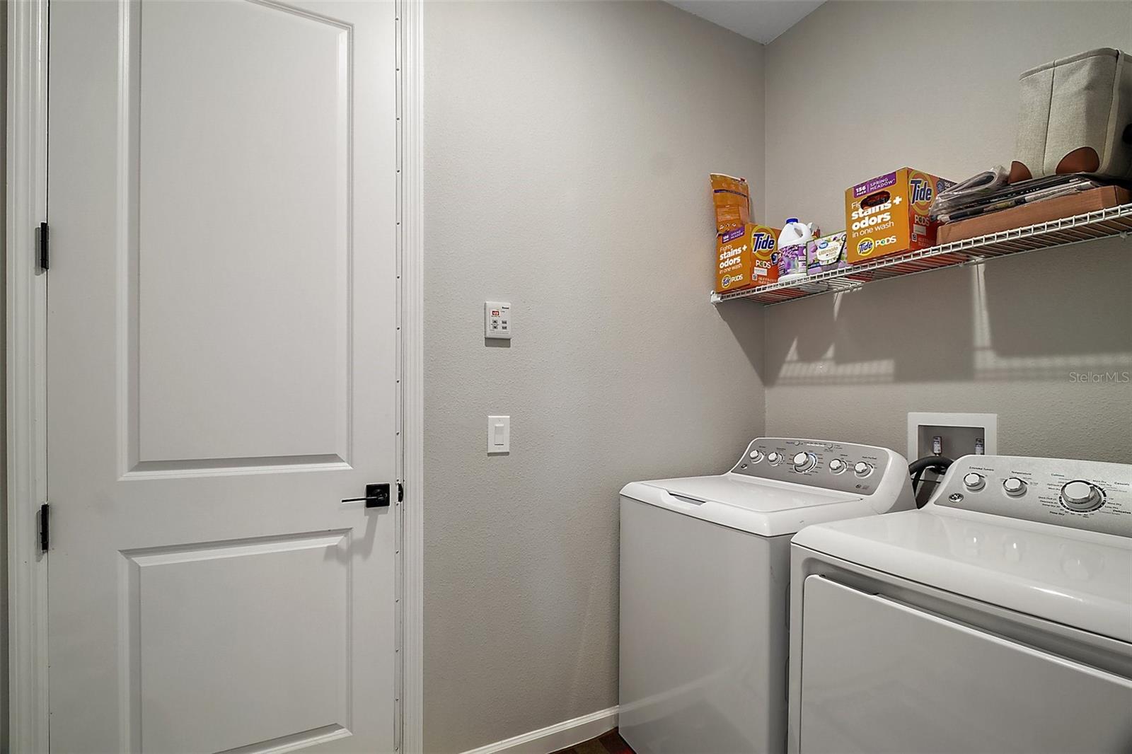2451 Spring Breeze Dr Property Photo 25