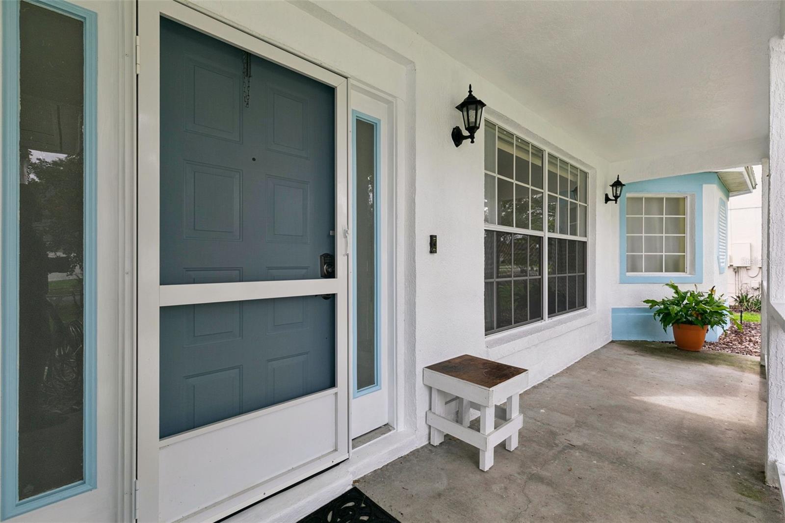 1748 Imperial Palm Dr Property Photo 4