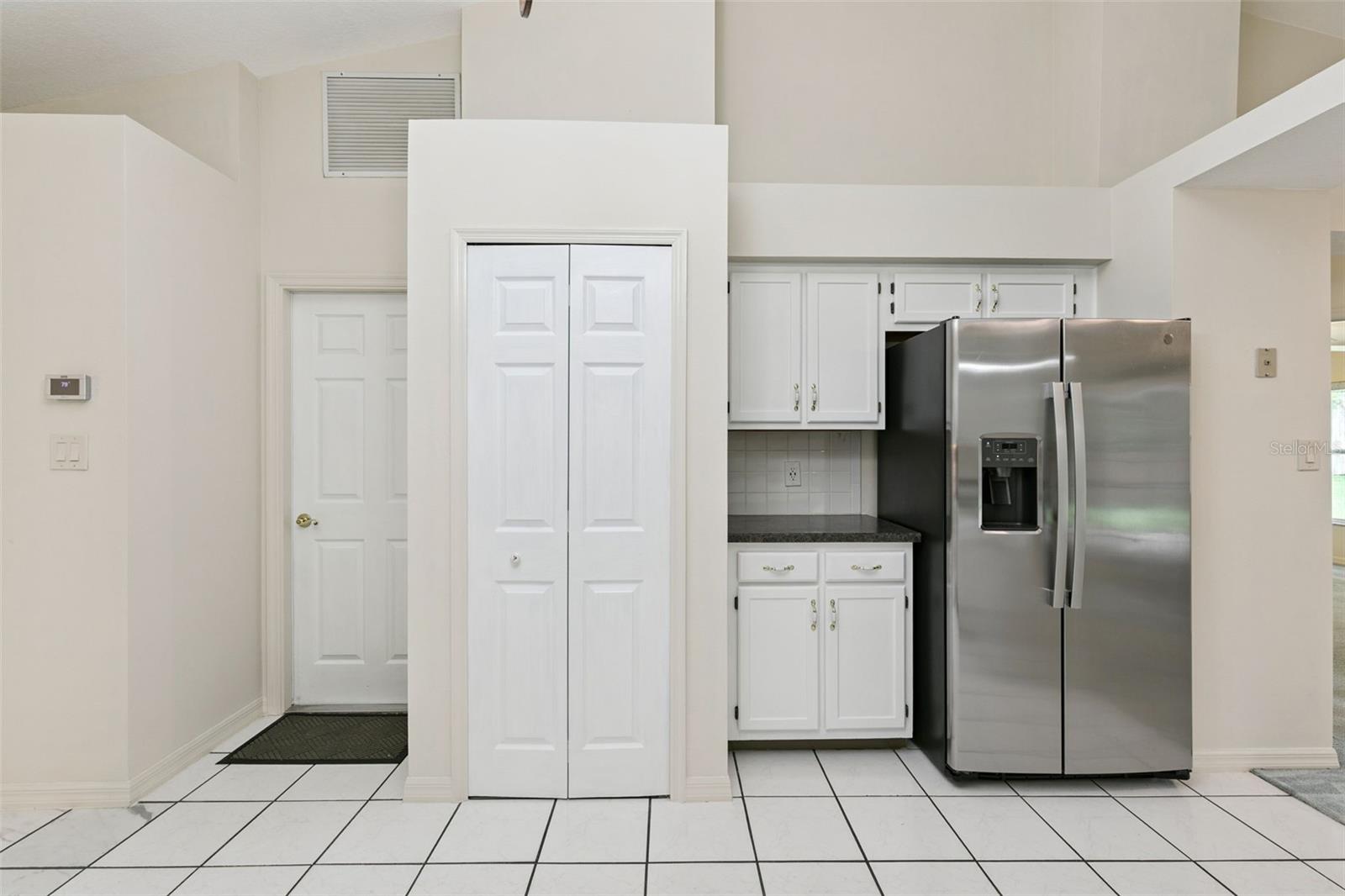 1748 Imperial Palm Dr Property Photo 12