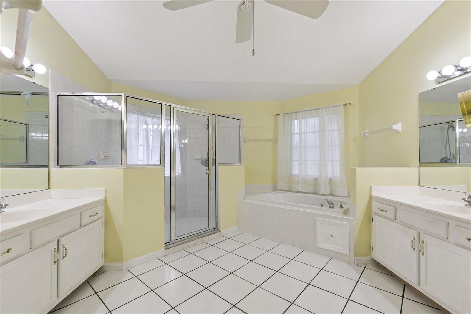 1748 Imperial Palm Dr Property Photo 15