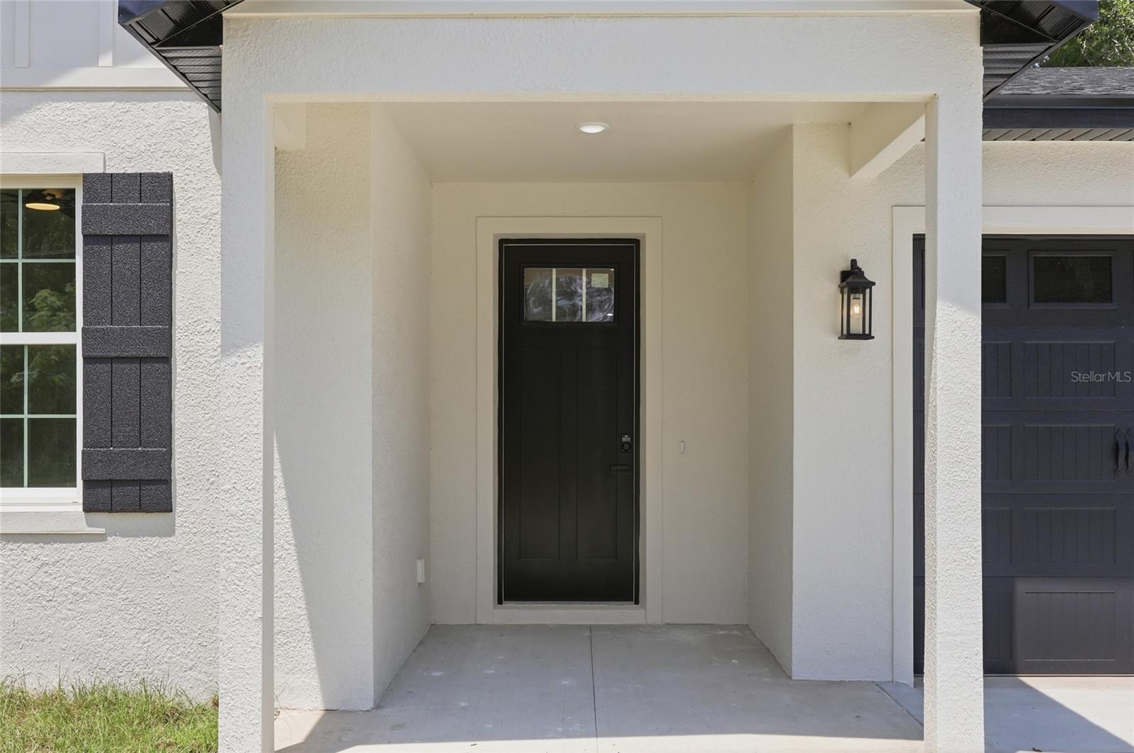 14316 27th Ct Property Photo 3