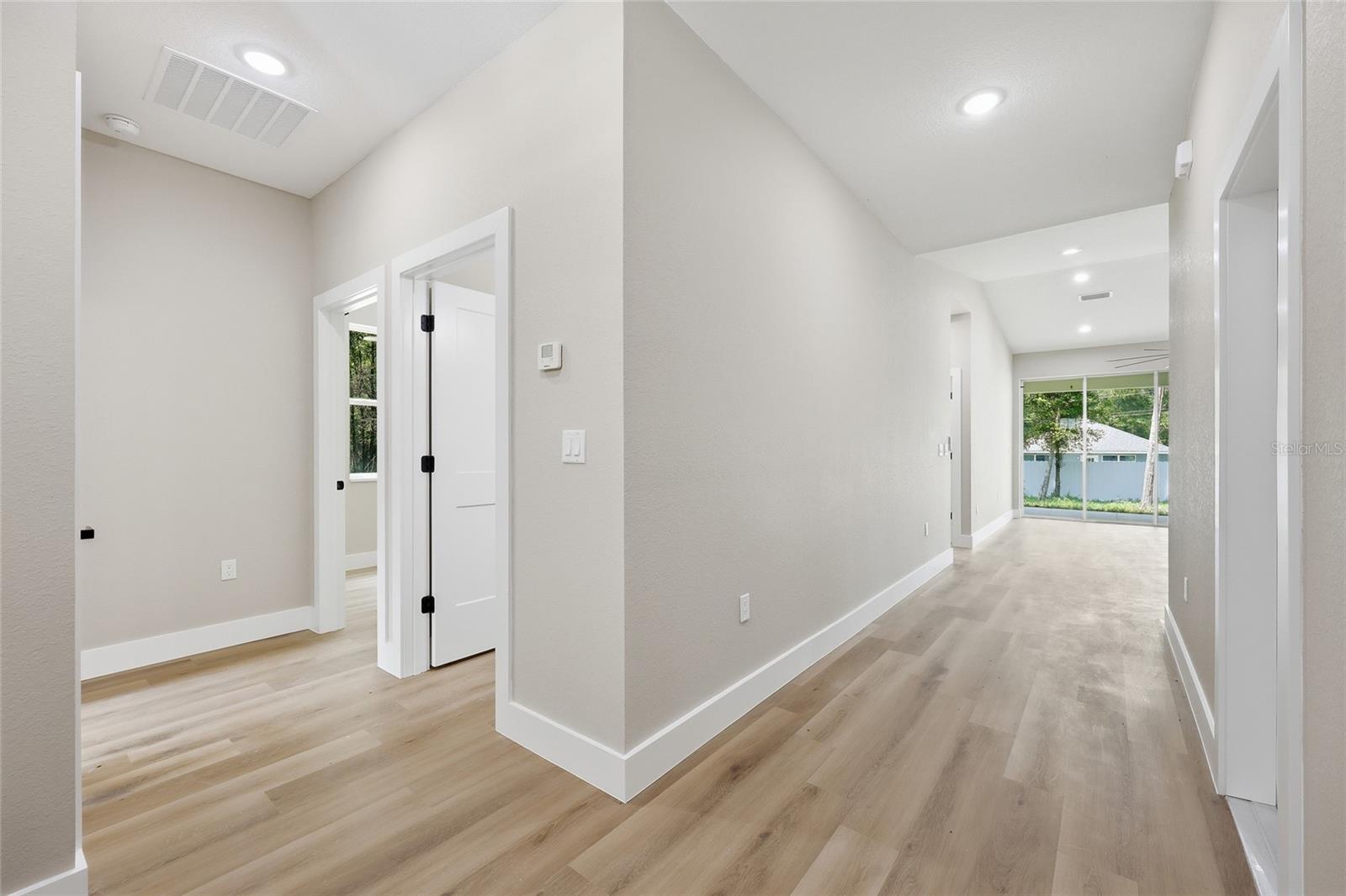 14316 27th Ct Property Photo 5
