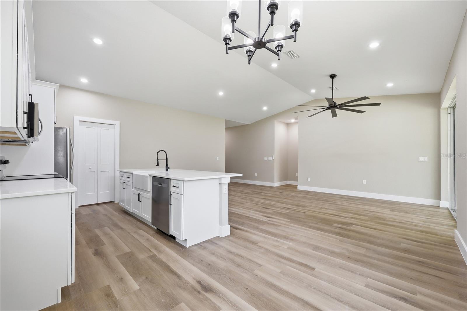14316 27th Ct Property Photo 14