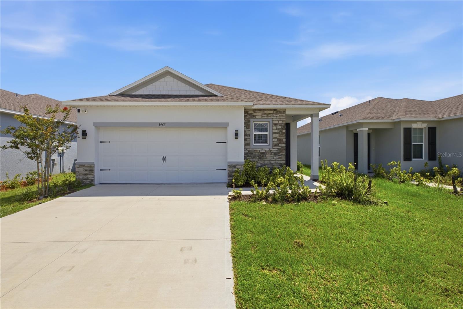 3963 SAGEFIELD DR Property Photo 1