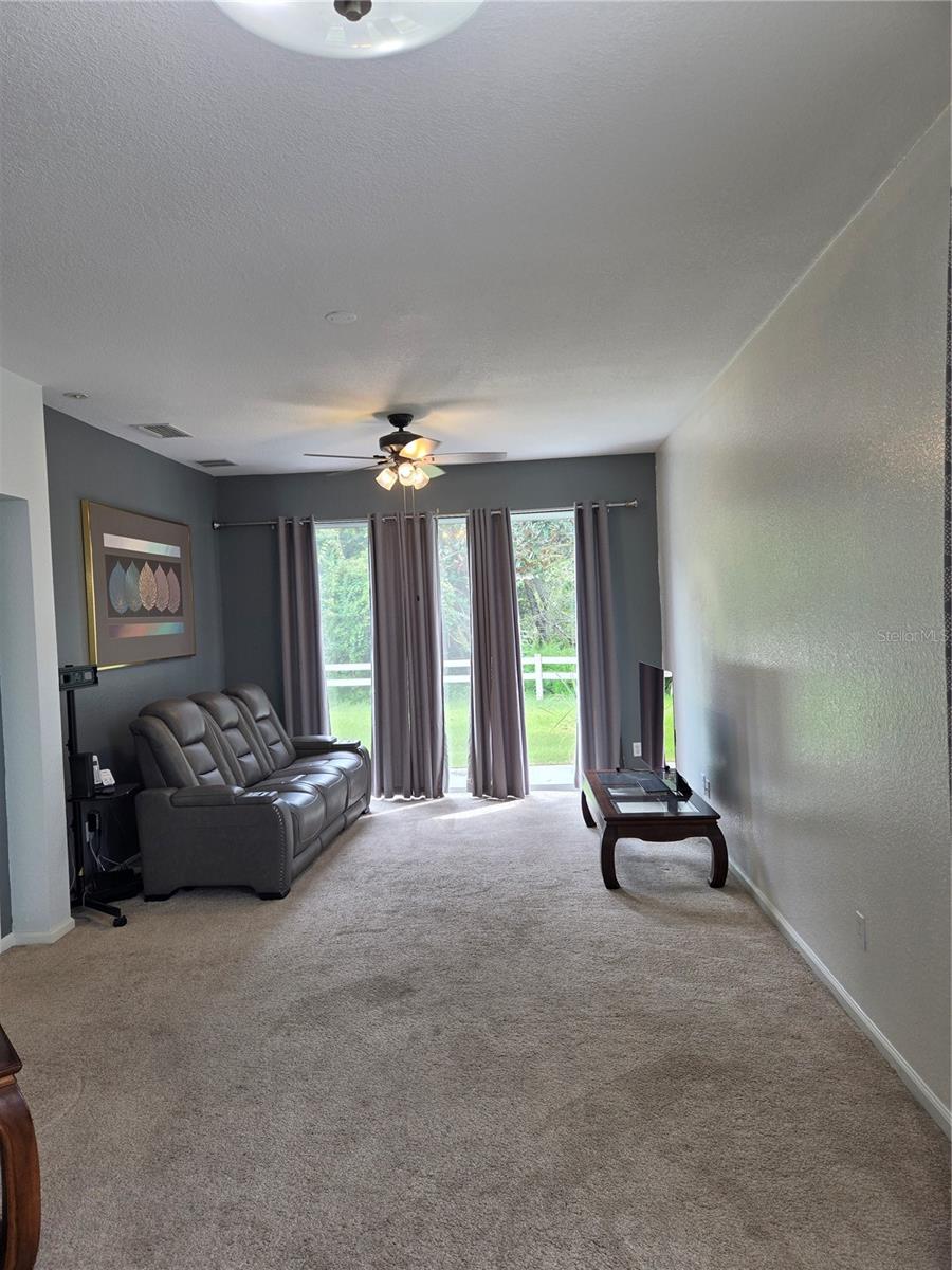 1615 Croydon St Property Photo 8