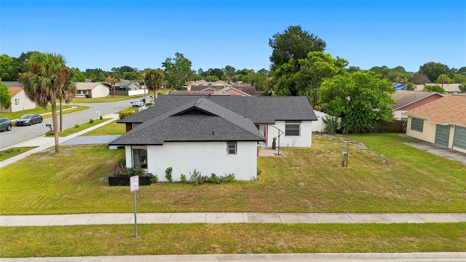 10500 Ramblewood Rd Property Photo 37