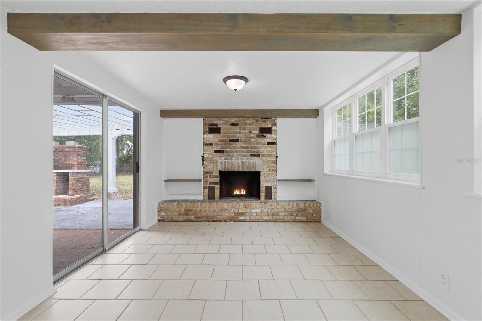 724 Braidwood Ln Property Photo 16