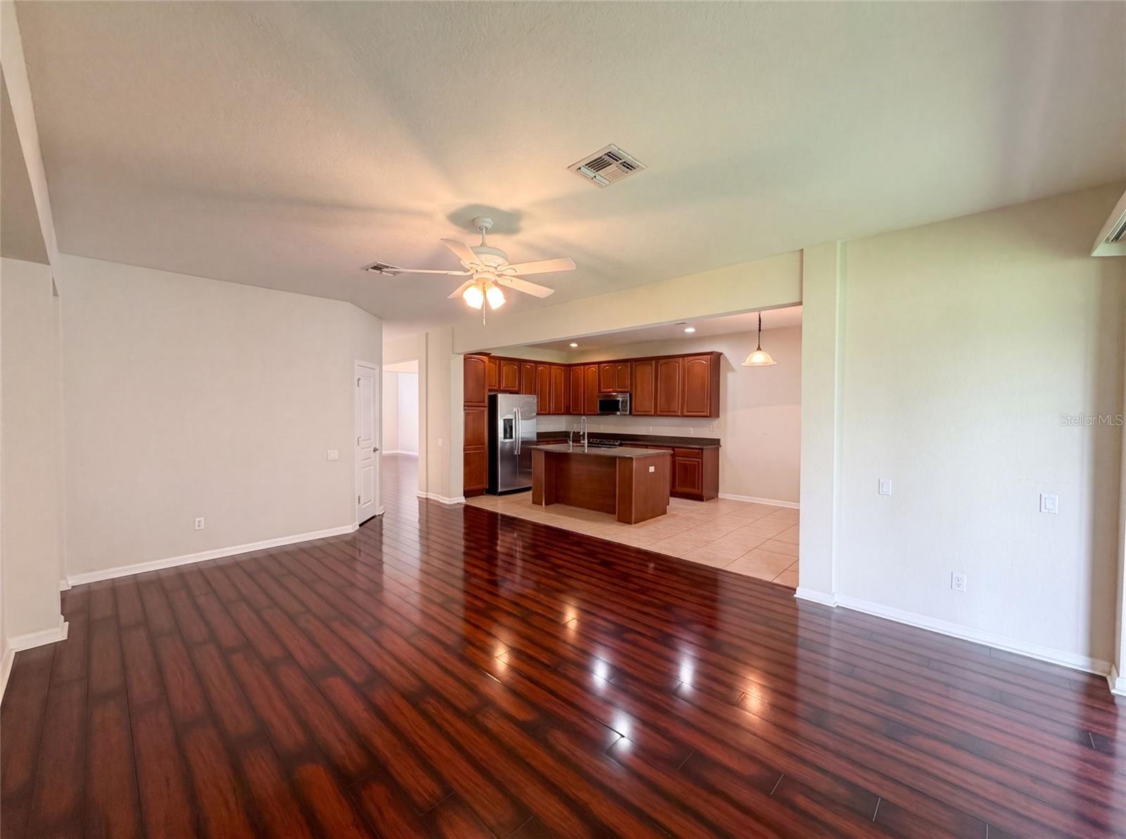13228 Roskin Ln Property Photo 9